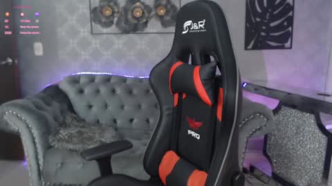 Snapshot of neytiri_moon chatting on September 15, 12:05 pm Sandra online show from September 15, 12:05 pm