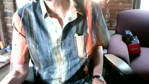 Snapshot of nfgwholoves2cum chatting on July 14, 8:47 pm NFG Nice Friendly Guy Dick online show from July 14, 8:47 pm