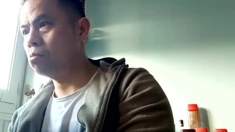 nguyen7788789 online show from October 24, 7:27 am