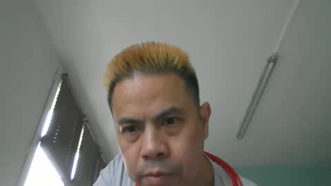 nguyen7788789 online show from May 5, 6:43 am