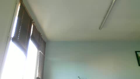 nguyen7788789 online show from June 14, 6:37 am
