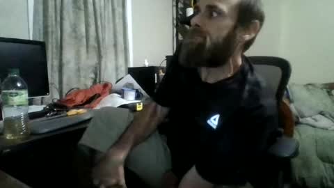 nhojdyoll14976 online show from June 2, 3:19 am