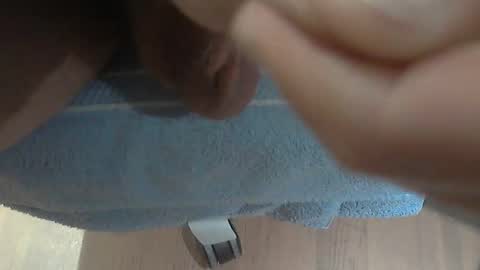 Snapshot of ni983 chatting on October 1, 4:24 pm ni983 online show from October 1, 4:24 pm