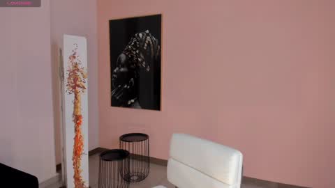 SQUIRTER DOLL    online show from January 4, 10:38 am