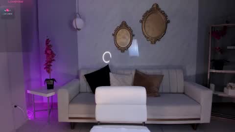 SQUIRTER DOLL    online show from February 25, 7:58 pm