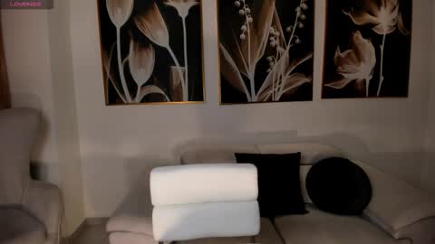 SQUIRTER DOLL    online show from February 1, 5:44 pm