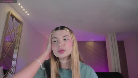 SQUIRTER DOLL    online show from February 21, 4:52 pm