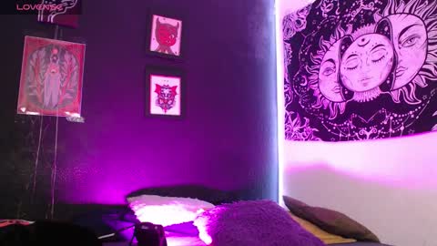 Snapshot of niakat_ chatting on September 18, 8:44 pm  niakat  online show from September 18, 8:44 pm