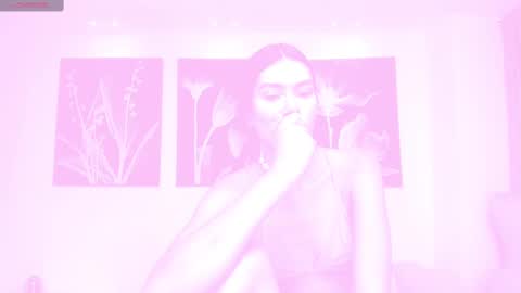 Call me Nia  online show from February 17, 8:47 pm