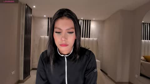 Call me Nia  online show from September 28, 11:04 am