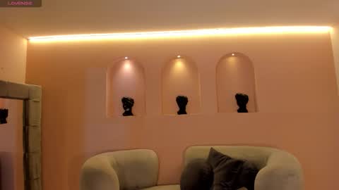 Call me Nia  online show from October 26, 6:03 pm