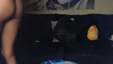 Snapshot of nicckah_ chatting on December 31, 4:16 am Lilly online show from December 31, 4:16 am