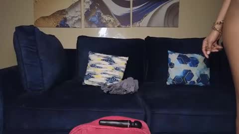 Snapshot of nicckah_ chatting on January 21, 5:30 pm Lilly online show from January 21, 5:30 pm