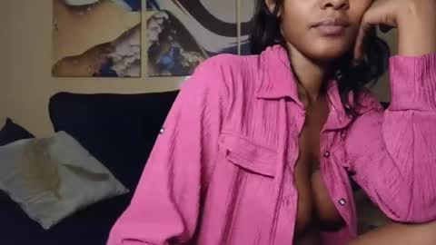 Snapshot of nicckah_ chatting on February 9, 12:17 am Lilly online show from February 9, 12:17 am