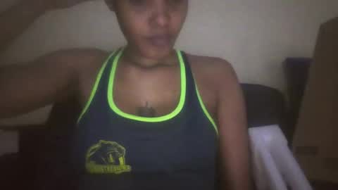 Snapshot of nicckah_ chatting on October 8, 3:31 pm Lilly online show from October 8, 3:31 pm