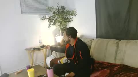 Snapshot of niceandsavvy chatting on December 21, 5:36 am NICE AND SAVVY online show from December 21, 5:36 am