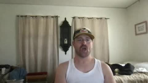 Snapshot of nicebuttniceguy chatting on June 4, 9:54 pm NiceButtNiceGuy online show from June 4, 9:54 pm