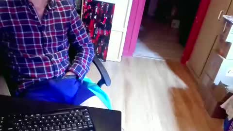 Snapshot of nicecck24 chatting on November 19, 5:18 am nicecck24 online show from November 19, 5:18 am