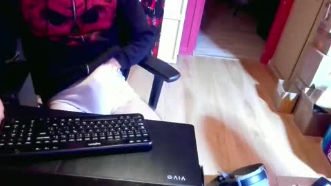 Snapshot of nicecck24 chatting on January 15, 4:17 am nicecck24 online show from January 15, 4:17 am