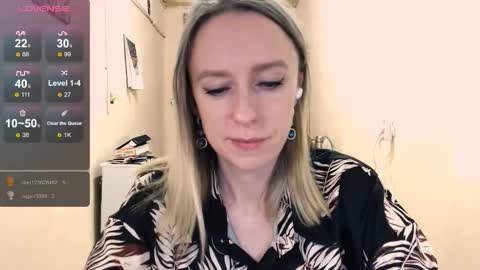 Kathrine online show from December 14, 8:02 pm