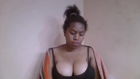 nicelly01 online show from June 23, 6:39 pm