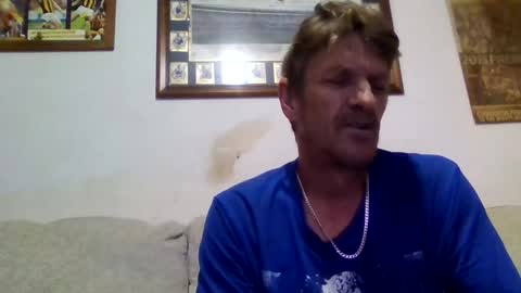 Snapshot of niceozziecockxxx chatting on November 11, 12:21 am Sexiishaine online show from November 11, 12:21 am