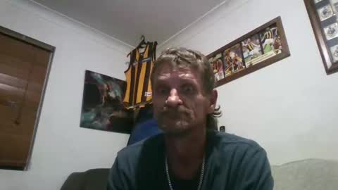 Snapshot of niceozziecockxxx chatting on March 12, 2:45 pm Sexiishaine online show from March 12, 2:45 pm