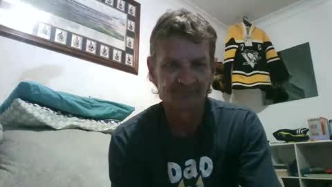 Snapshot of niceozziecockxxx chatting on March 21, 6:33 pm Sexiishaine online show from March 21, 6:33 pm