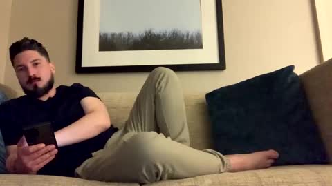 Snapshot of niceynice11 chatting on February 12, 6:51 am NiceyNice online show from February 12, 6:51 am