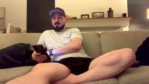 Snapshot of niceynice11 chatting on February 14, 1:34 am NiceyNice online show from February 14, 1:34 am