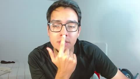 Snapshot of nicholasfinn chatting on July 16, 2:50 am Nick online show from July 16, 2:50 am