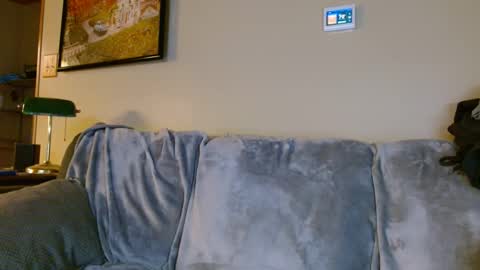 Snapshot of nichous77 chatting on December 5, 11:51 pm Nick online show from December 5, 11:51 pm