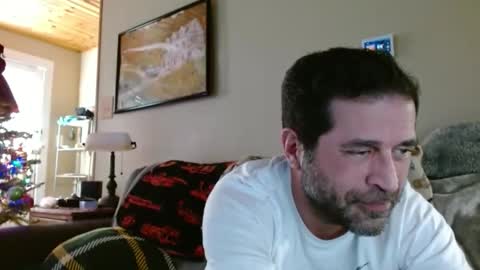 Snapshot of nichous77 chatting on December 20, 6:02 pm Nick online show from December 20, 6:02 pm