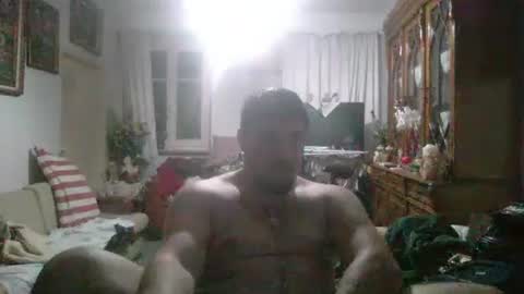 Snapshot of nick1213n chatting on December 16, 1:54 am nick1213n online show from December 16, 1:54 am