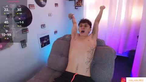 Snapshot of nick_bangover chatting on November 10, 9:03 pm Nico online show from November 10, 9:03 pm