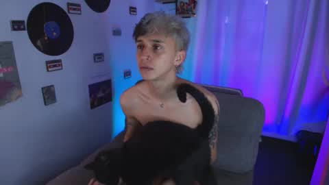 Snapshot of nick_bangover chatting on December 19, 5:42 pm Nico online show from December 19, 5:42 pm