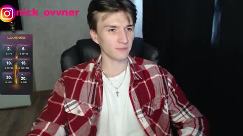 Snapshot of nick_owner chatting on September 18, 9:33 am Nick online show from September 18, 9:33 am