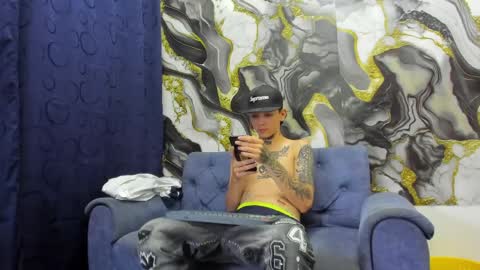 Nick online show from May 31, 5:04 am