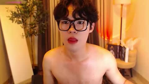 Snapshot of nick_wilde_07 chatting on May 12, 7:49 am Nick online show from May 12, 7:49 am