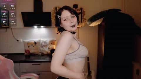 nickari_x online show from June 24, 5:39 am