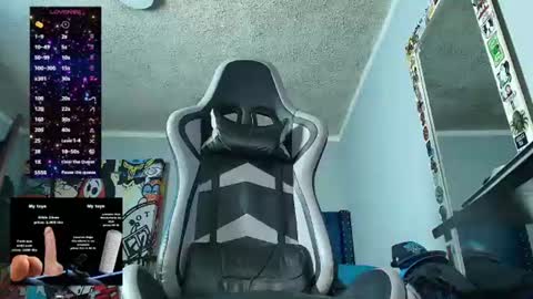 Nickhot0609 online show from June 26, 11:25 am