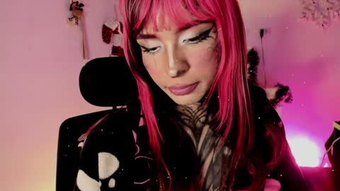 Snapshot of nicki_1 chatting on January 9, 8:24 am   Help me reach 100 thumbs up online show from January 9, 8:24 am