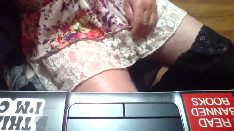 nickibabe1980 online show from October 24, 6:04 pm