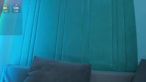 Snapshot of nickierainer chatting on September 20, 4:24 am Nickie online show from September 20, 4:24 am
