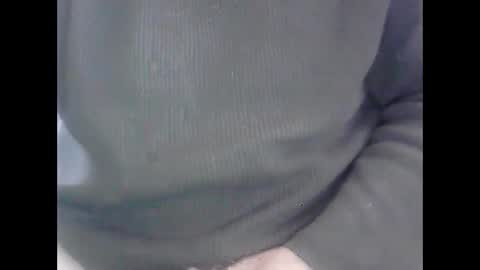 nickincali online show from December 1, 8:31 pm