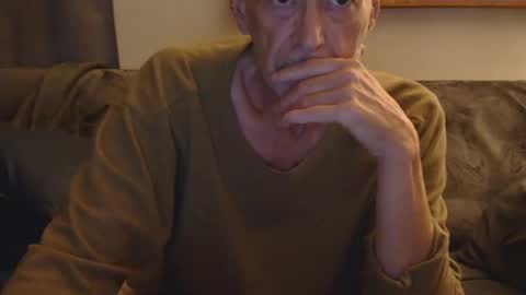 nickincali online show from February 17, 3:47 am