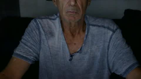 Snapshot of nickincali chatting on July 16, 11:38 am nickincali online show from July 16, 11:38 am