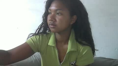 Snapshot of nickiqqyuu chatting on May 14, 12:06 am nickiqqyuu online show from May 14, 12:06 am