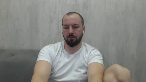 Julian online show from December 13, 11:54 pm