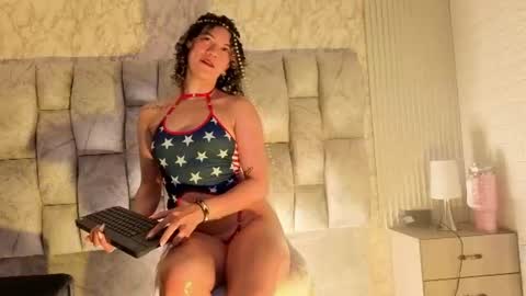 nickollsaenz online show from June 13, 5:27 am
